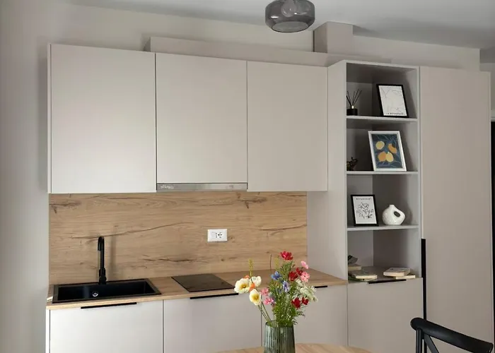 Living By Erle Apartment