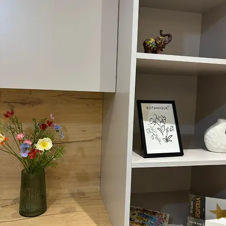 Living By Erle Apartament