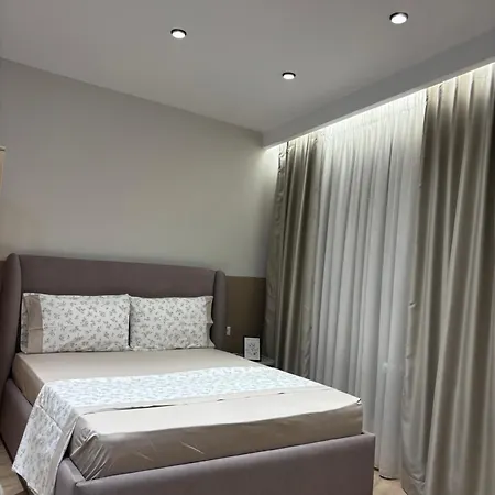 Apartament Living By Erle Tirana